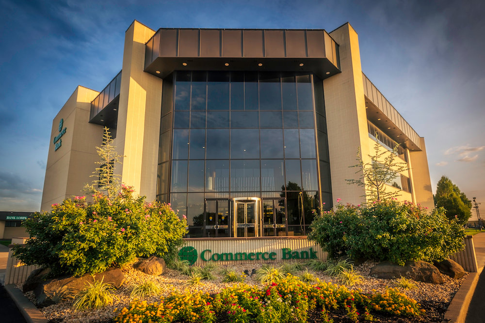 Commerce Bank’s net income available to common shareholders decreases by 3% in the third quarter.
